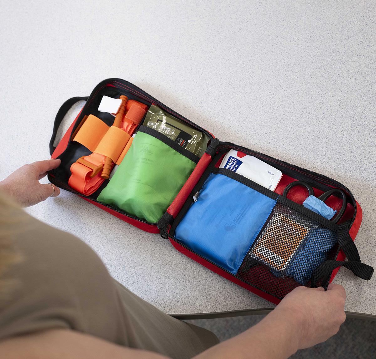 Rescue in Color Kit QuikClot, 2 tourniquets Rescue in color